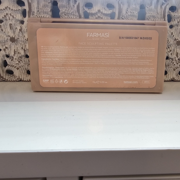 Face Sculpting Palette - Picture 2 of 3